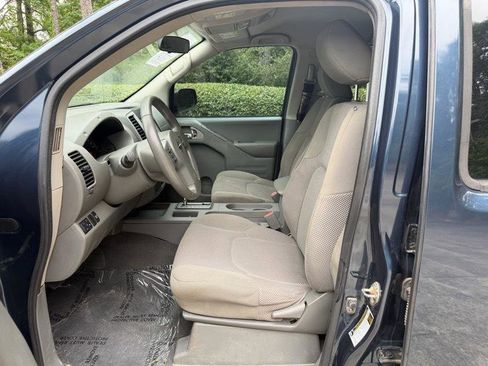 Used 2019 Nissan Frontier SV RWD image 19