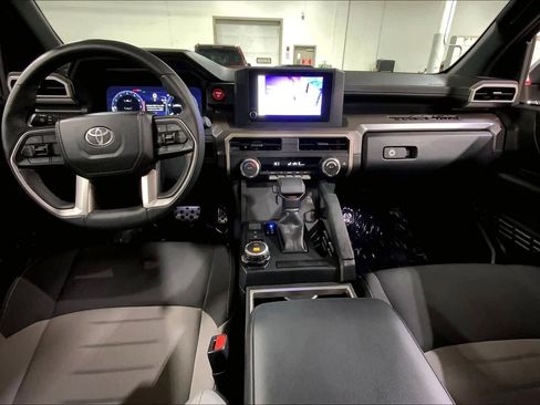 Certified 2025 Toyota Tacoma TRD Sport image 16