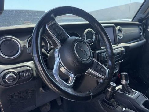 Used 2022 Jeep Gladiator Overland w/ Popular Equipment Package image 10