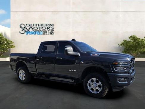 Used 2025 RAM 2500 Big Horn AWD/4WD image 7