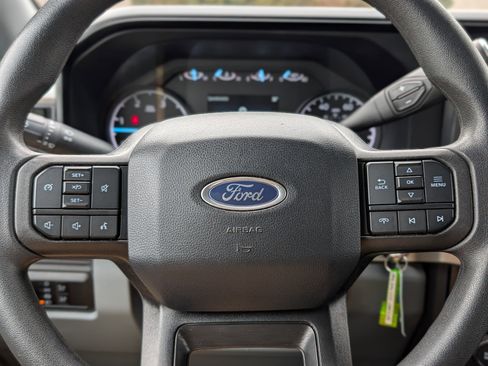 Used 2025 Ford F250 XLT image 26