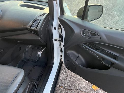 Used 2014 Ford Transit Connect XL image 24
