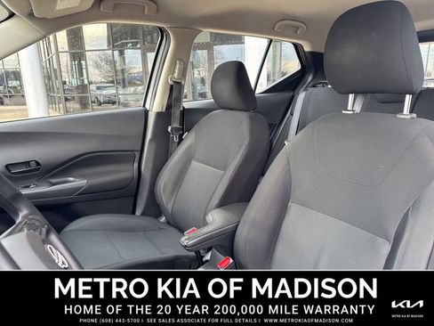 Used 2023 Nissan Kicks S FWD image 14