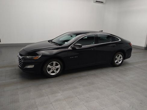 Used 2022 Chevrolet Malibu LT FWD image 2