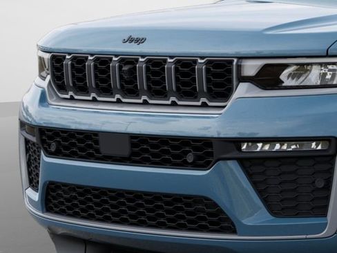 New 2026 Jeep Grand Cherokee L Limited image 13