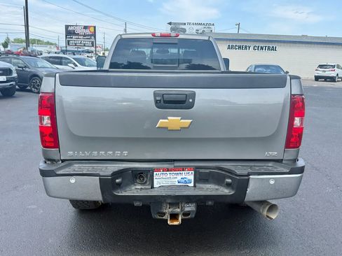 Used 2012 Chevrolet Silverado 3500 LTZ w/ LTZ Plus Package AWD/4WD image 4