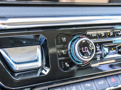 New 2026 GMC Sierra 3500 Denali w/ Denali Reserve Package image 33