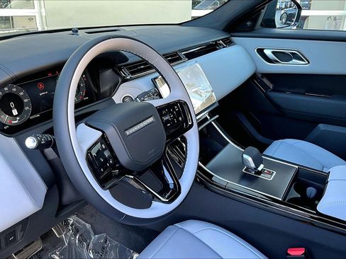 New 2026 Land Rover Range Rover Velar Dynamic SE image 6