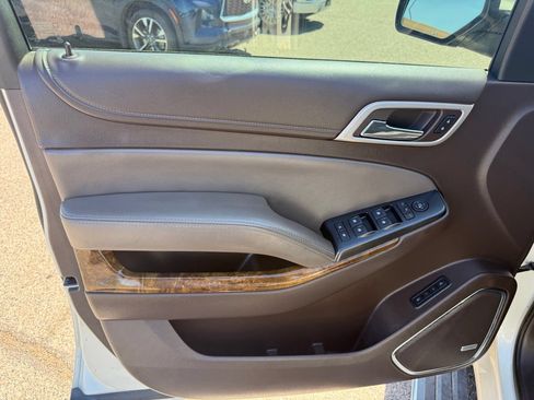 Used 2015 GMC Yukon Denali w/ Touring Package AWD/4WD image 15