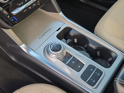 Used 2023 Ford Explorer Limited w/ Equipment Group 301A image 32