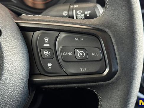 Used 2025 Jeep Gladiator Willys image 28