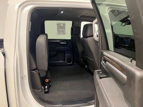Used 2025 Chevrolet Silverado 3500 LT w/ Safety Package AWD/4WD image 31