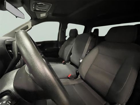 Used 2022 Chevrolet Silverado 1500 Custom Trail Boss image 14