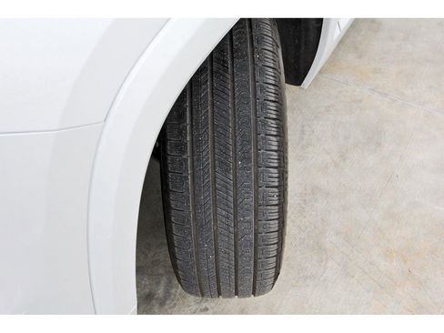 Used 2026 GMC Terrain Denali image 28