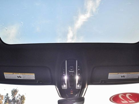 Used 2022 Porsche Cayenne Coupe image 15