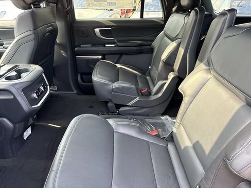 New 2027 Ford Expedition Max Platinum w/ Stealth Performance Package AWD/4WD image 18