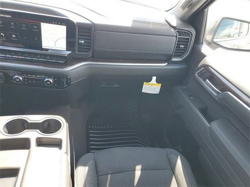 New 2026 GMC Sierra 1500 SLE w/ X31 Off-Road Package image 25