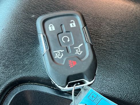 Used 2020 GMC Yukon SLT w/ Open Road Package image 31