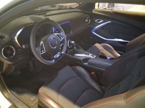 Used 2022 Chevrolet Camaro ZL1 image 15