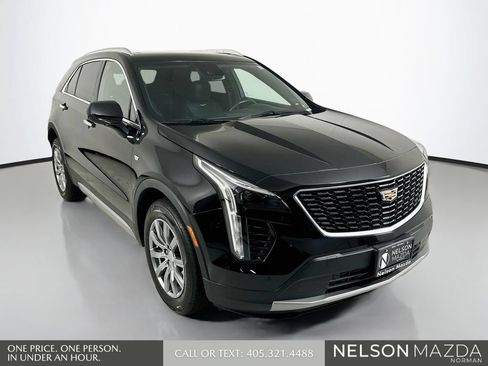 Used 2019 Cadillac XT4 Premium Luxury AWD/4WD image 3