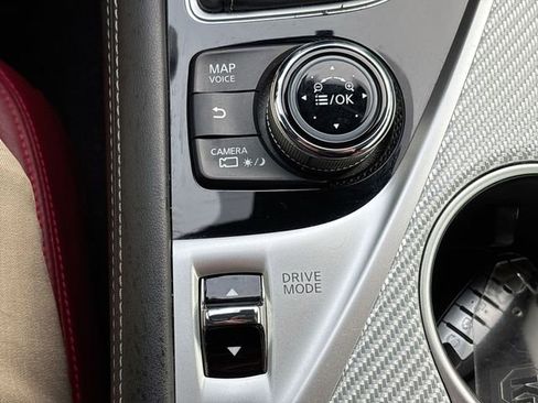 Used 2018 INFINITI Q60 3.0t Sport image 33