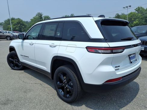 New 2026 Jeep Grand Cherokee Limited AWD/4WD image 6