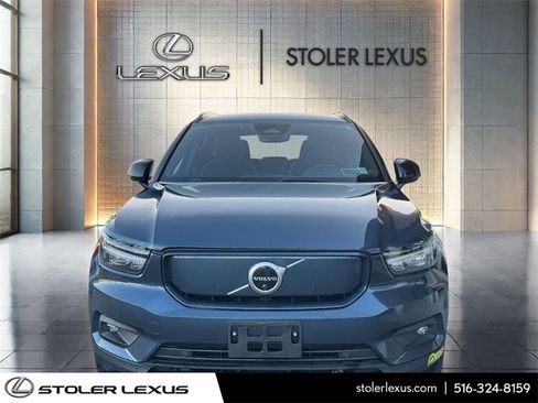 Used 2022 Volvo XC40 P8 Recharge Ultimate image 2