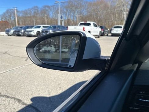 New 2026 Volkswagen Jetta SE image 14