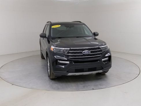 Certified 2023 Ford Explorer XLT w/ Equipment Group 202A image 11