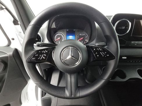 Used 2026 Mercedes-Benz Sprinter 2500 image 11
