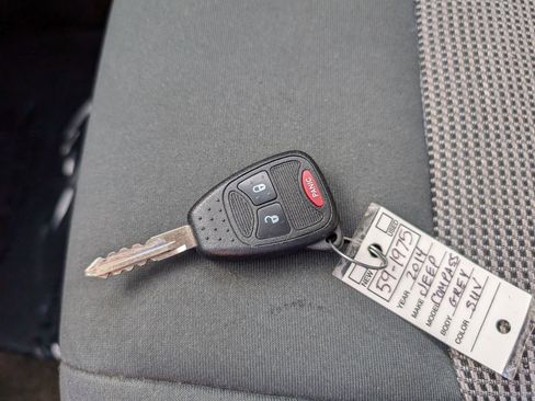 Used 2014 Jeep Compass Sport w/ Power Value Group image 23