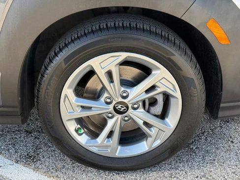 Used 2023 Hyundai Kona SEL w/ Convenience Package image 7