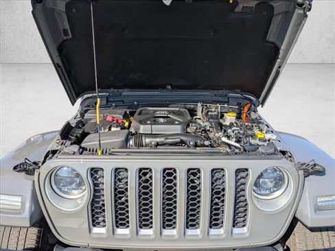 Used 2023 Jeep Wrangler Sahara w/ Cold Weather Group image 29