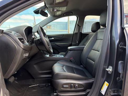 Used 2022 Chevrolet Equinox Premier AWD/4WD image 12