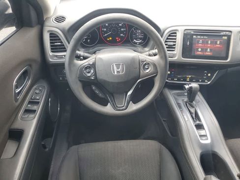 Used 2018 Honda HR-V EX image 15