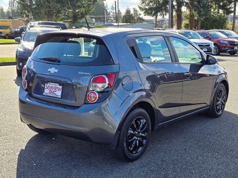 Used 2013 Chevrolet Sonic LS image 7