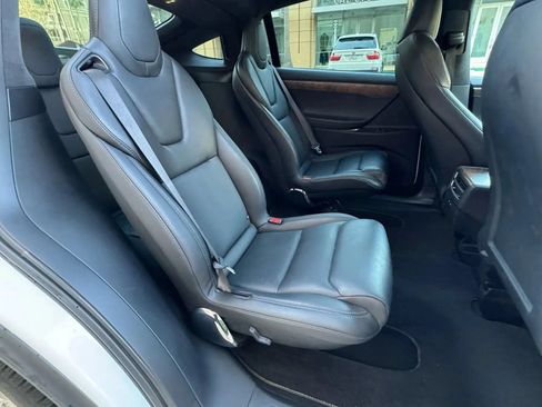 Used 2020 Tesla Model X Long Range AWD/4WD image 10