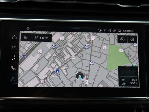 Used 2022 Audi Q8 Premium Plus w/ Premium Plus Package image 34