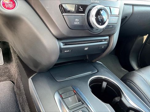 Used 2018 Acura MDX w/ Technology & Entertainment AWD/4WD image 16