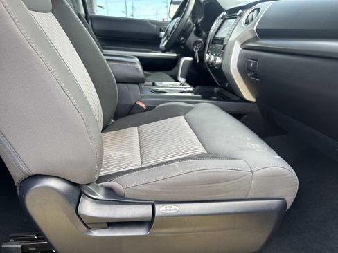 Used 2016 Toyota Tundra SR5 w/ SR5 Upgrade Package RWD image 13