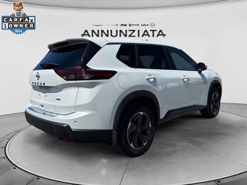 Certified 2025 Nissan Rogue SV AWD/4WD image 5