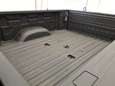Used 2025 Chevrolet Silverado 2500 LTZ w/ LTZ Premium Package AWD/4WD image 17