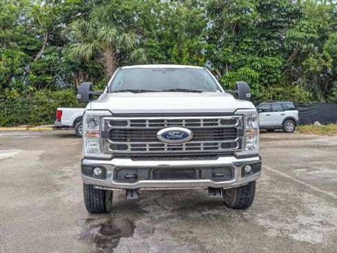 Used 2024 Ford F250 XLT w/ FX4 Off-Road Package AWD/4WD image 12