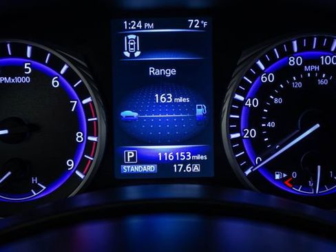 Used 2017 INFINITI Q60 Red Sport 400 image 9