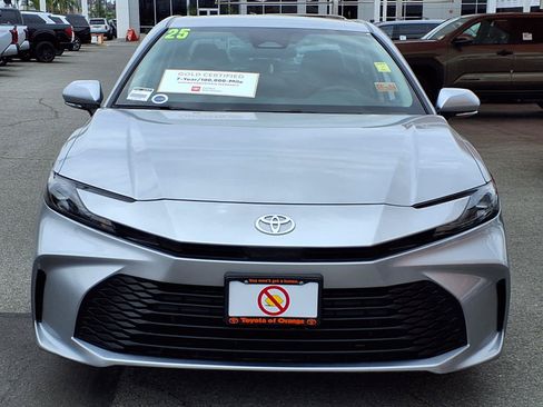 Used 2025 Toyota Camry LE FWD image 2