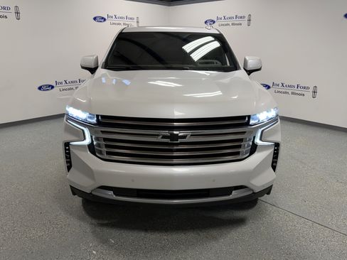 Used 2024 Chevrolet Tahoe High Country image 2