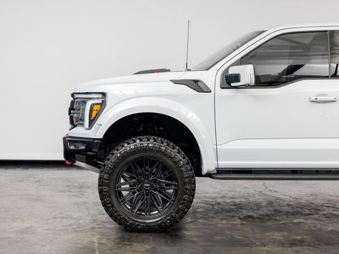 Used 2025 Ford F150 Raptor w/ Equipment Group 803A Raptor R AWD/4WD image 10