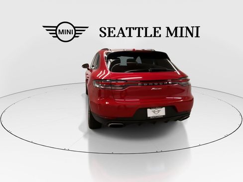Used 2021 Porsche Macan AWD/4WD image 9