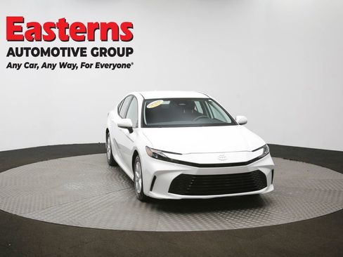 Used 2025 Toyota Camry LE image 50