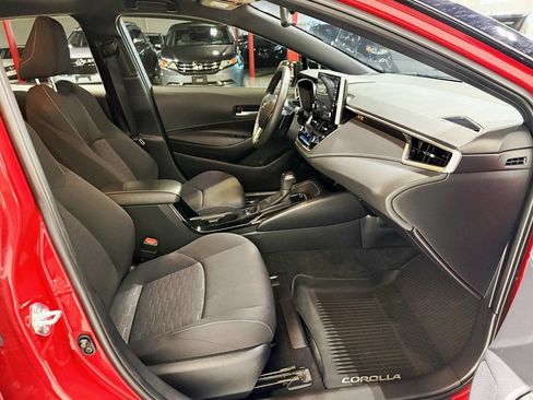 Used 2021 Toyota Corolla SE FWD image 33